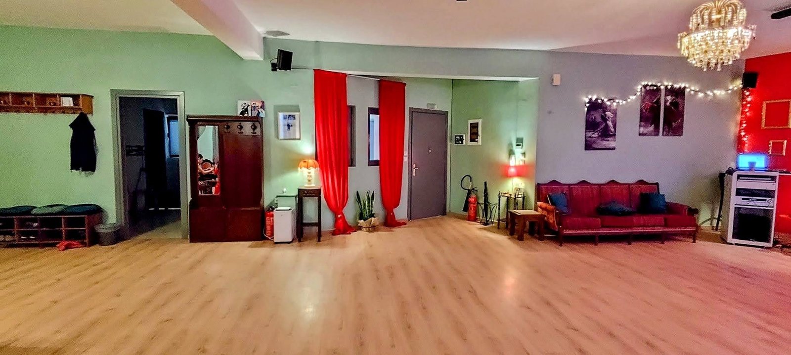 Λιγα λογια για εμασ 489790728 1126615286144157 4255845654511311528 n (1)